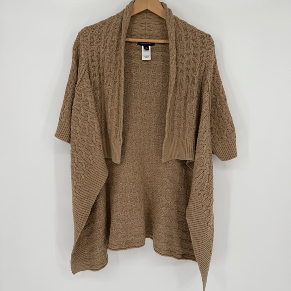 Banana Republic Women’s Cardigan Sweater Size‎ Med Open Front Short Sleeve Y2K - Picture 1 of 9